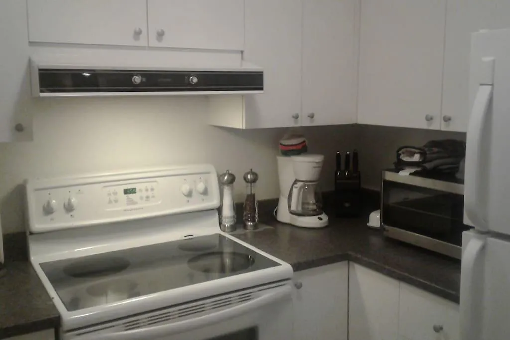 Chateau Rosedale Apartment Montreal Canada